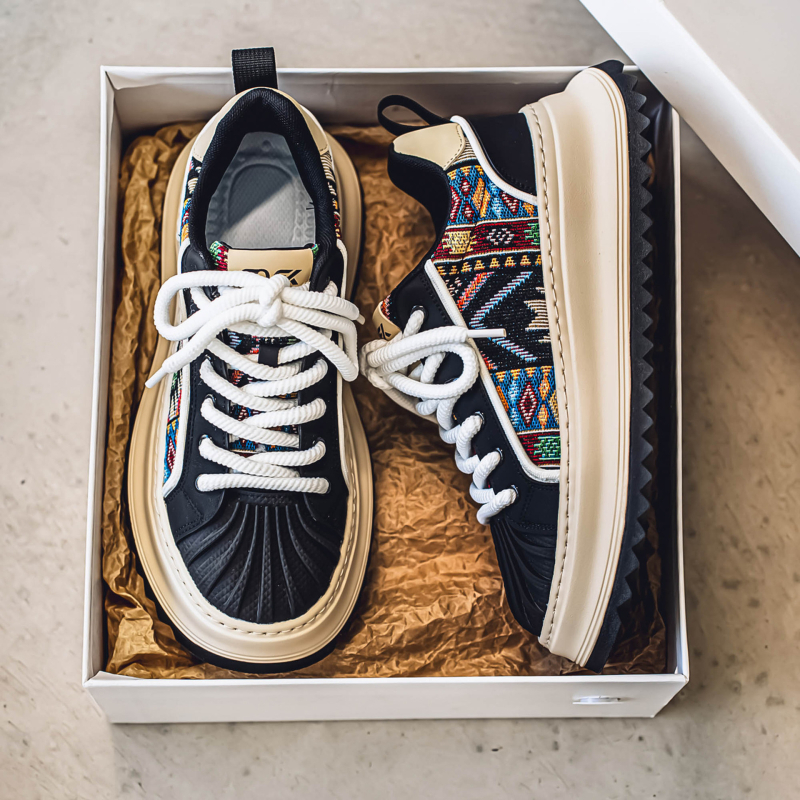 Muške cipele Proljeće i jesen 2025. Novi unos Luksuzne višenamjenske modne moderne cipele Nacionalno trendi internetske poznate muške ležerne cipele s debelim potplatom i okruglim vrhom