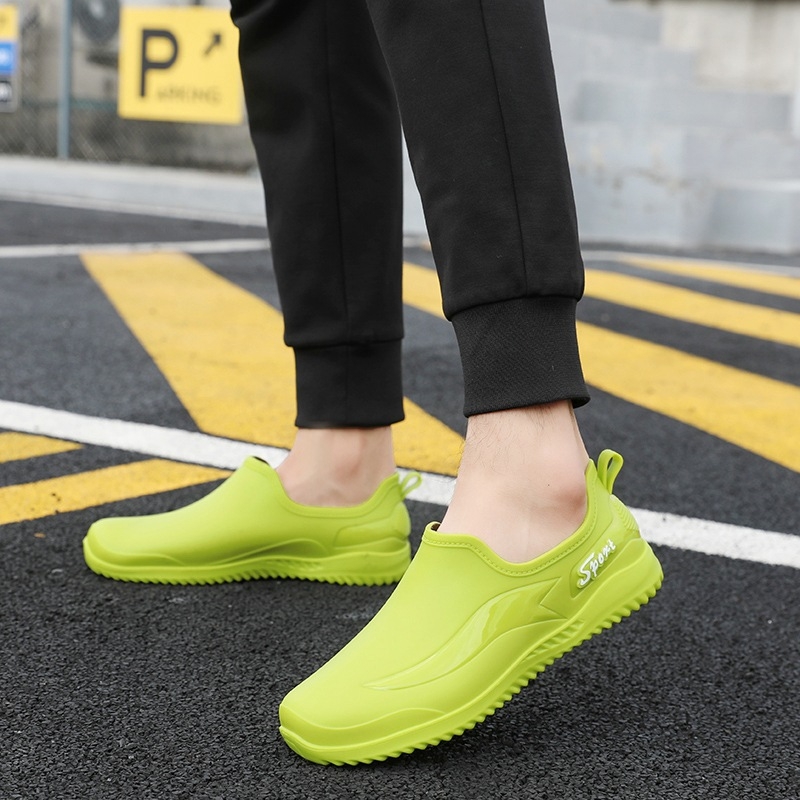 Ανδρικά παπούτσια νερού Cross-Border, νέες φλατ αντιολισθητικές μπότες βροχής, αδιάβροχες, ζεστές, μονόχρωμες, ανοιξιάτικες και φθινοπωρινές ανδρικές μπότες βροχής