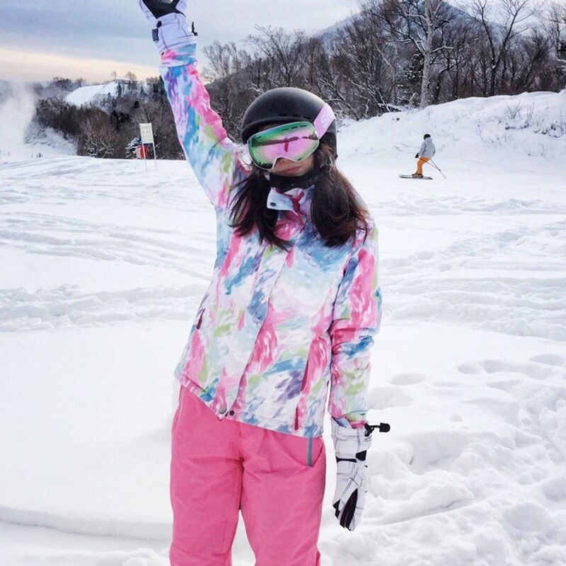 Išpardavimas: dvigubo/vieno slidinėjimo kostiumo moterims, Pietų Korėjos moterų „Snow Town Harbin“ šiltas šiaurės rytų kelionių įrangos komplektas