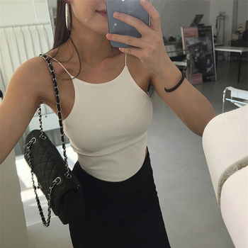 Όμορφο γυναικείο καλοκαιρινό λεπτό τοπ με μικρή πλάτη και ενίσχυση στήθους, μονοκόμματο εξωτερικό παλτό, γυναικείο χονδρικής