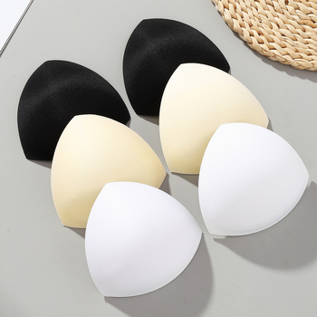 Kolmnurkne rinnapadi nailonist, kaheksa auguga, riidest tihedusega käsnja rinnapadi, ujumistrikoo rihm, vormiv aluspesu sisetükk