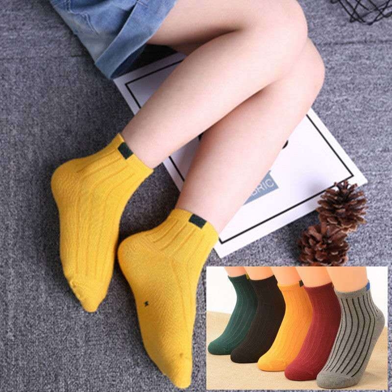 Bērnu zeķes Pavasara un rudens vidēja garuma zeķes Zēnu un meiteņu kokvilnas zeķes Korejiešu sporta zeķes jauniem skolēniem