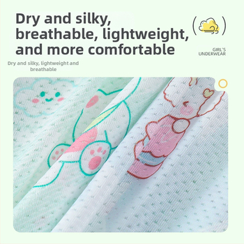 Vaikiški apatiniai mergaitėms. A klasės ledo šilko vasarinės plonos 7A antibakterinės animacinių filmukų rašto kūdikiams skirtos moteriškos bokseriai.