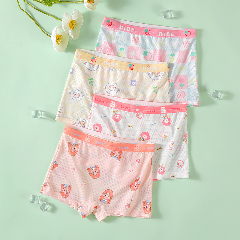 Vaikiški apatiniai mergaitėms. A klasės ledo šilko vasarinės plonos 7A antibakterinės animacinių filmukų rašto kūdikiams skirtos moteriškos bokseriai.