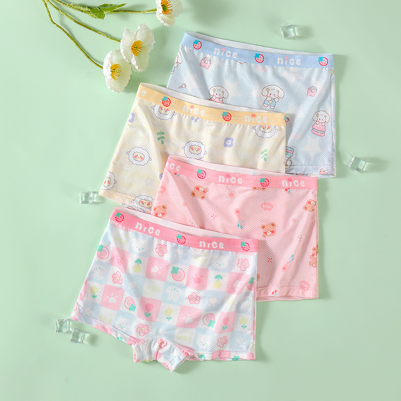 Vaikiški apatiniai mergaitėms. A klasės ledo šilko vasarinės plonos 7A antibakterinės animacinių filmukų rašto kūdikiams skirtos moteriškos bokseriai.