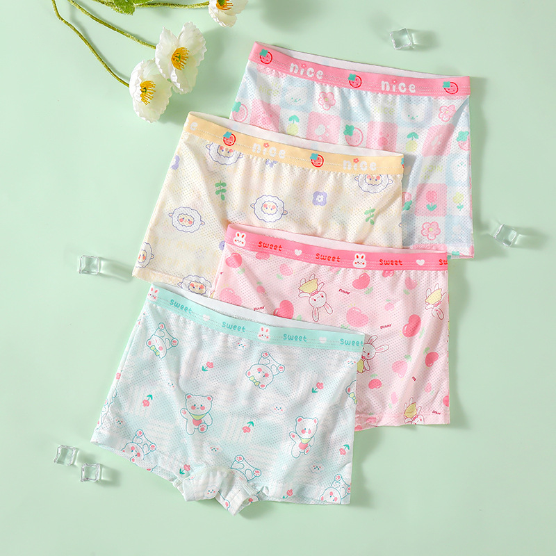 Vaikiški apatiniai mergaitėms. A klasės ledo šilko vasarinės plonos 7A antibakterinės animacinių filmukų rašto kūdikiams skirtos moteriškos bokseriai.