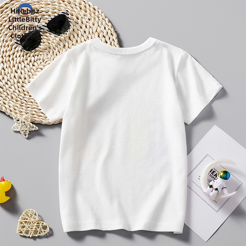 Detské oblečenie 2025 Letné oblečenie Chlapčenské biele tričko s krátkym rukávom, trendy detské tričko s kresleným vzorom auta, letné tričko s polovičnými rukávmi