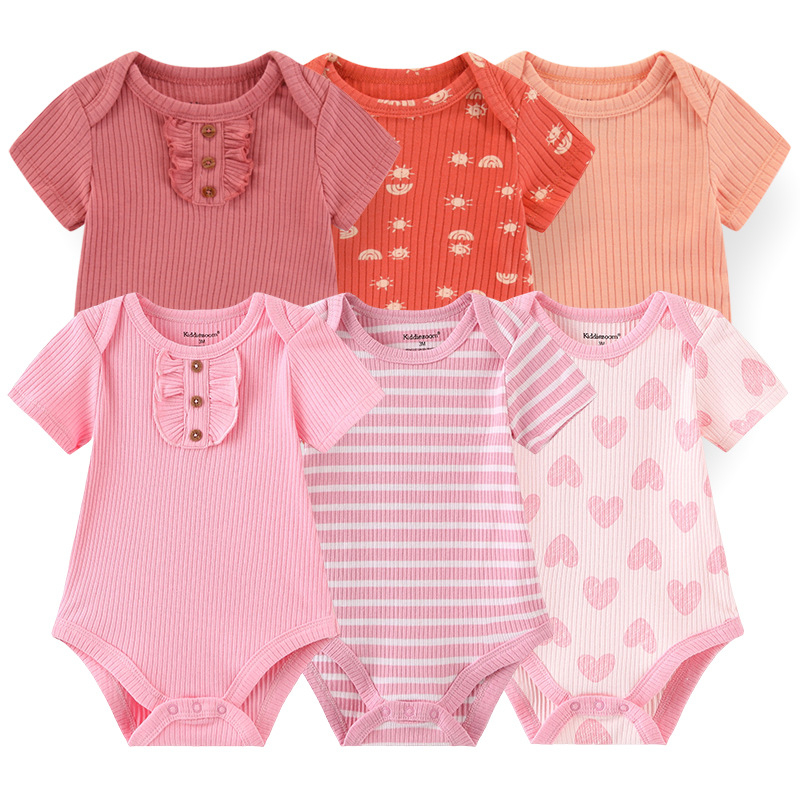 Vastsündinu soonikkoes kootud beebiriided, täispuuvillast lühikeste varrukatega kolmnurkne body, puhas puuvillamaterjal