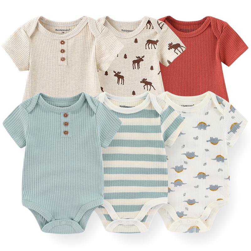 Vastsündinu soonikkoes kootud beebiriided, täispuuvillast lühikeste varrukatega kolmnurkne body, puhas puuvillamaterjal