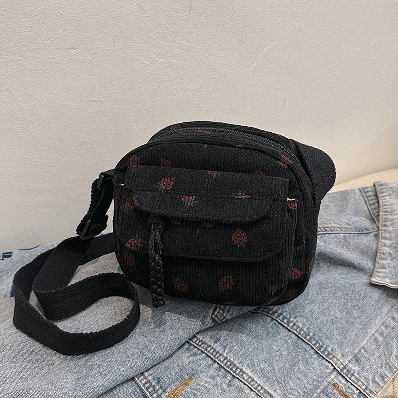 Maža, šviežia, braškių rašto, velveto rankinė per petį moterims, lengva, laisvalaikio stiliaus, maža kvadratinė rankinė mobiliajam telefonui.