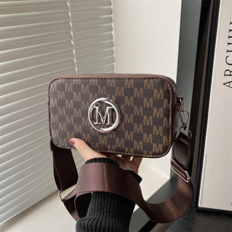 Geantă de umăr tip crossbody pentru femei, model simplu, popular, cu design de nișă, stil nou, cu litere, model simplu