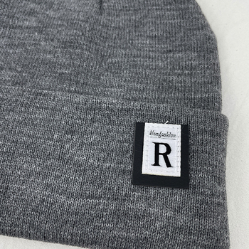 Gyerek kötött sapka őszi-téli fiú gyapjú sapka betűkkel mindenhez illő hidegálló meleg hétköznapi divatos lányka pulóver sapka