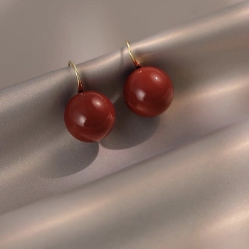 Honkongo stiliaus bordo spalvos aukštakulniai ir auskarai su auskarais, 2024 m. nauji moteriški raudoni perlų auskarai, prieinami, prabangūs, universalūs, aukštos klasės.