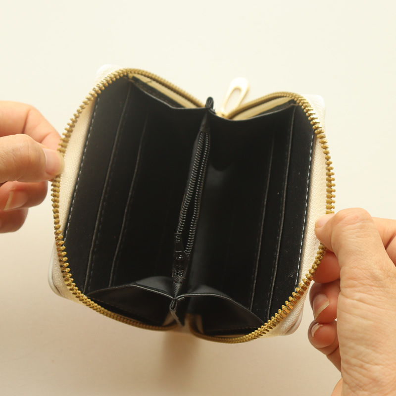 Piiriülene uue tüdruku lühike rahakott anime kutsika armas multifilmiõpilase miniatuurne lukuga mündikott mitme kaardipesaga