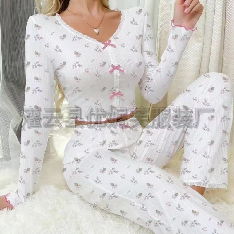 Nové európske a americké cezhraničné horúce predajné domáce oblečenie Roll Love V-výstrih s dlhým rukávom Pyžamo pre ženy Vrchné oblečenie Dvojdielny oblek