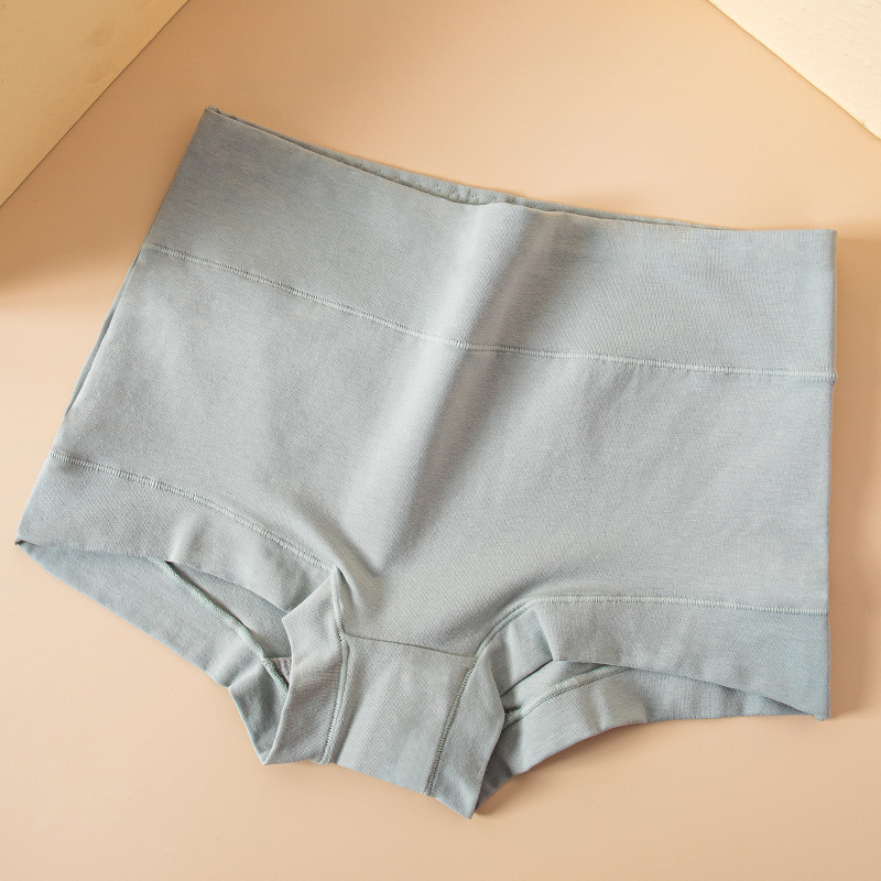 Moteriškos medvilninės, aukštu liemeniu, pilvuką kontroliuojančios, plius dydžio, vienspalvės, atviros, kvėpuojančios, tarpkojį pakeliančios bokserinės šortai