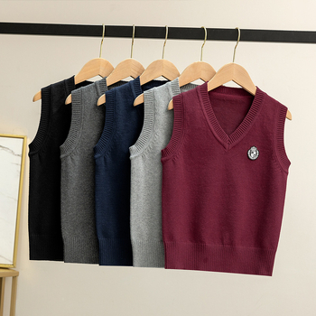 Keskmise ja suure laste koolivormiriided 2025. aasta sügiseseks preppy stiilis kootud vestid lasteaiavormiriided poistele ja tüdrukutele puhasvärvilised V-kaelusega kampsunid hulgimüügist