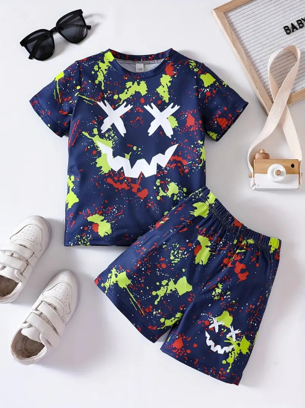 Personalizirano odijelo Ljetno novo za dječake Crtani film Lubanja Medvjed Majica kratkih rukava Kratke hlače Trend RA01 RD01