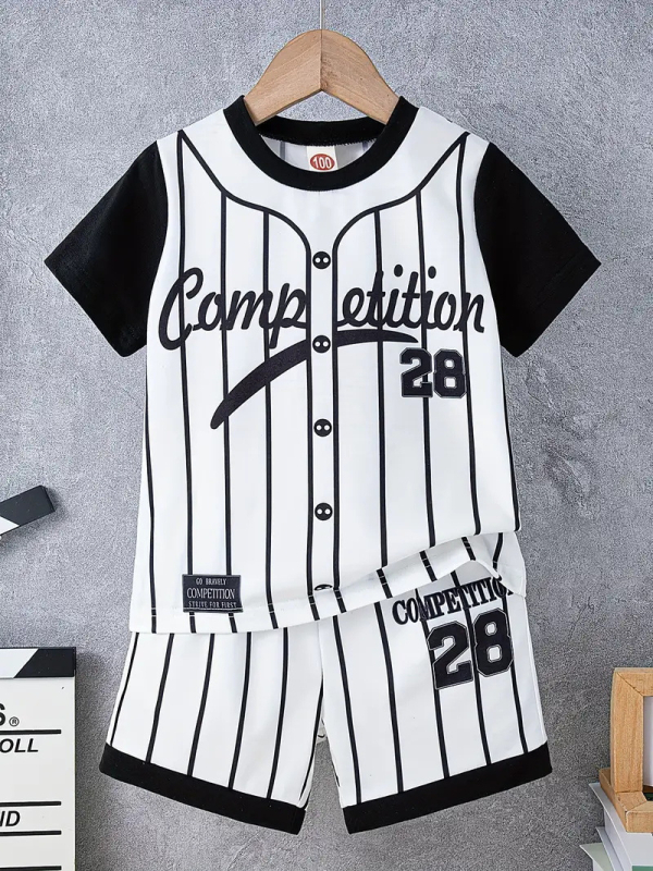 Personalizirano odijelo Ljetno novo za dječake Crtani film Lubanja Medvjed Majica kratkih rukava Kratke hlače Trend RA01 RD01