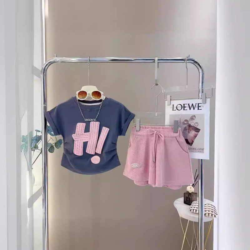 Costum casual de vară pentru fete 2024, tricou în stil occidental pentru copii, pantaloni scurți, costum sport din două piese nou