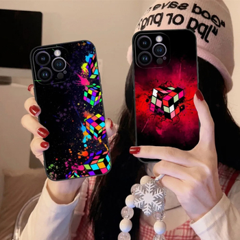 Carcasă de telefon aplicabilă pentru iPhone 15 în culorile cubului Rubik