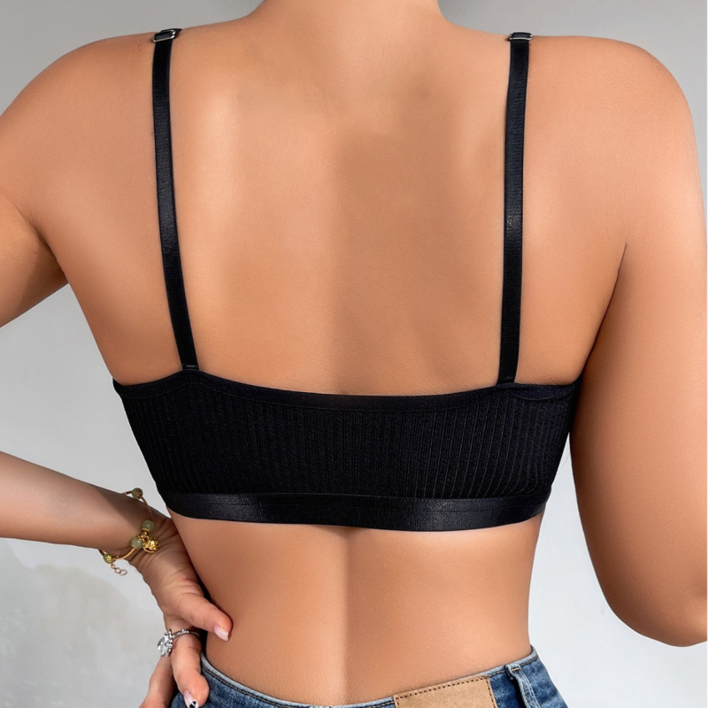 Euroopa ja Ameerika aluspesu naistele seksikas kuum armastuspandlaga väike disain ilma terasrõngasteta hingav kogunemisrihmaga piiriülene naiste rinnahoidja