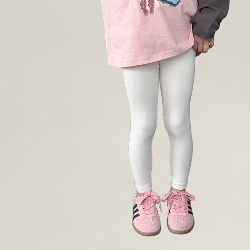 Lányok Tiszta Színű Leggings 2025 Tavaszi Gyermek Koreai Stílusú Kényelmes és Sokoldalú Stretch Nadrág Vékony Feszes Leggings