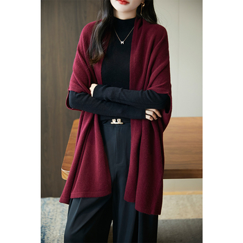 Honkongo stiliaus grynos vilnos megztas moteriškas rudens ir žiemos naujo dizaino megztinis-paltas, universalus skara, didelis pončas