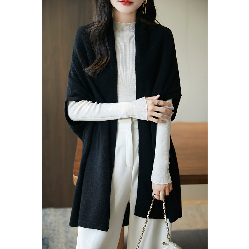 Honkongo stiliaus grynos vilnos megztas moteriškas rudens ir žiemos naujo dizaino megztinis-paltas, universalus skara, didelis pončas