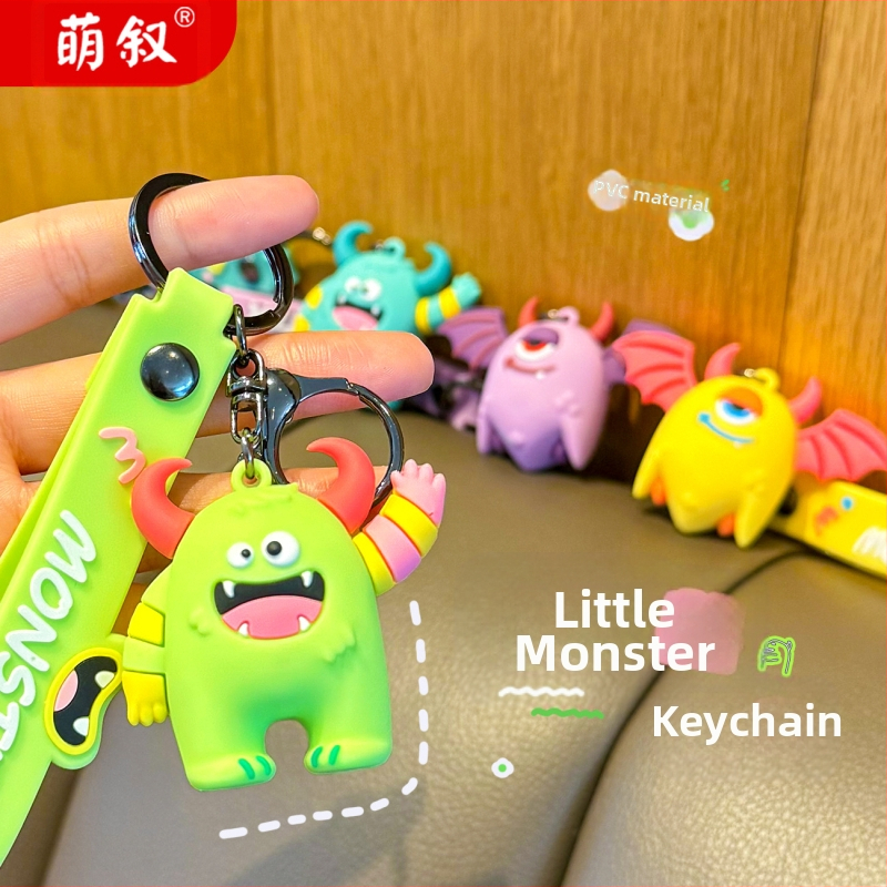 Креативен ключодържател с анимационен герой, сладък за жени с триизмерна кукла, модна училищна чанта, висящ ключ, малък медальон