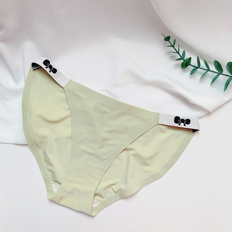 Γυναικεία σέξι σλιπ από μετάξι Ice Silk χωρίς ίχνη για κορίτσια, σέξι μισό στρινγκ με ζαχαρωτά σλιπ από μετάξι Mulberry και χαμηλή μέση