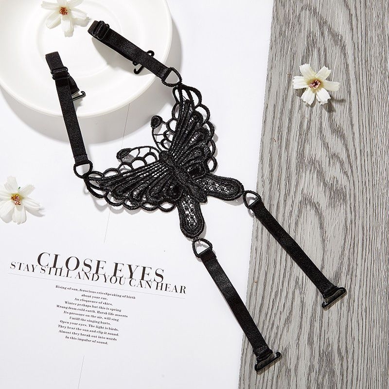 Permatoma nematoma pečių juosta Nėriniuota tuščiavidurė liemenėlė su kryžiumi Dviguba pečių dengiamoji juosta Vidinė juosta Plonas neslystantis diržas