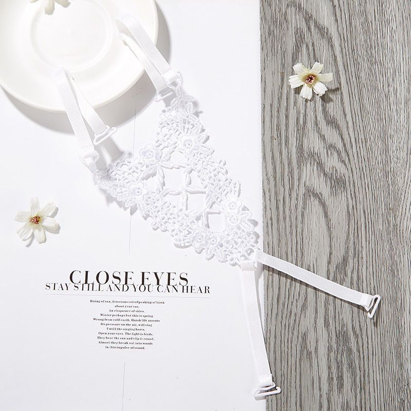 Permatoma nematoma pečių juosta Nėriniuota tuščiavidurė liemenėlė su kryžiumi Dviguba pečių dengiamoji juosta Vidinė juosta Plonas neslystantis diržas