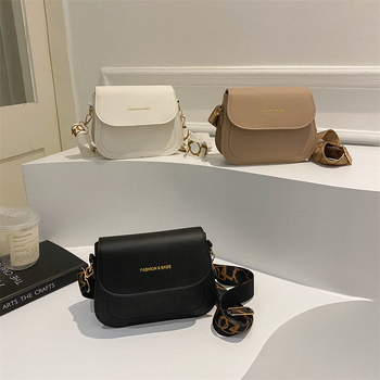 Елегантна зимна ежедневна 2023 нова каменна шарка едноцветна градска семпла модерна чанта през рамо модерна малка квадратна чанта през рамо