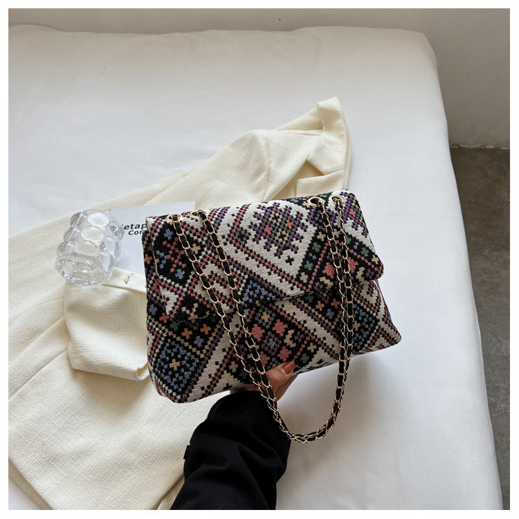 Geantă de umăr cu lanț în stil occidental, en-gros, cu capacitate mare, pentru femei, toamna 2023