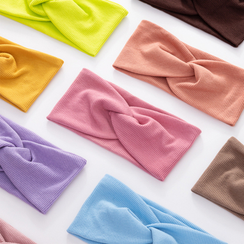 Nauja, vaikiška, vientisos spalvos, elastinė, kryžminė, megzta, vyriška ir moteriška, sportinė, paprasta elastinė galvos juosta.