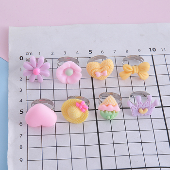 50 vnt. vaikiškų plastikinių žiedų, moteriškų princesių, mielų gėlių, žaislinių žiedų, reguliuojamų žiedų, didmeninė prekyba