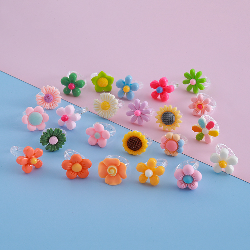 50 vnt. vaikiškų plastikinių žiedų, moteriškų princesių, mielų gėlių, žaislinių žiedų, reguliuojamų žiedų, didmeninė prekyba