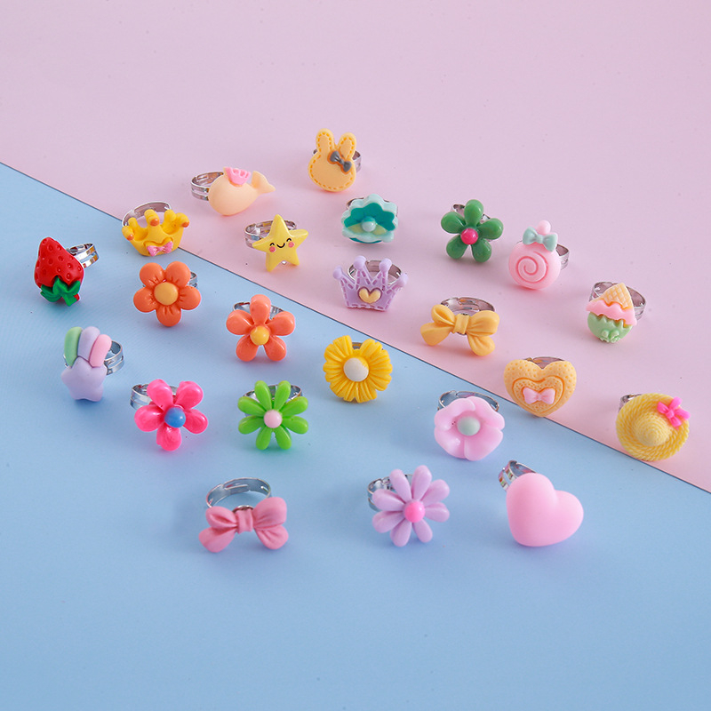 50 vnt. vaikiškų plastikinių žiedų, moteriškų princesių, mielų gėlių, žaislinių žiedų, reguliuojamų žiedų, didmeninė prekyba