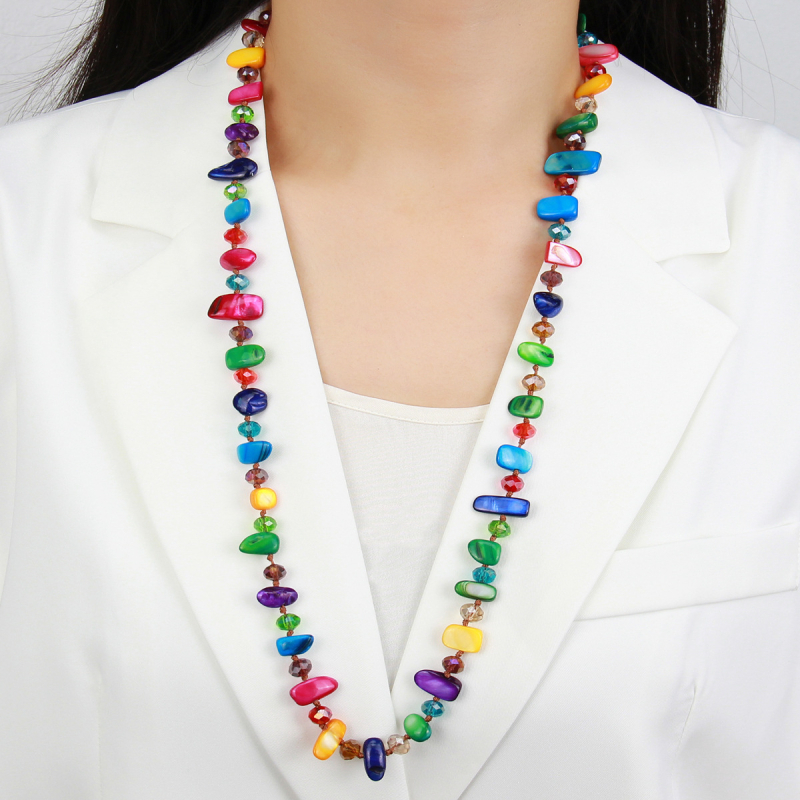 Euroopa ja Ameerika piiriülesed plahvatused värviliste koortega helmestega pikk kaelakee naistele uus sügis- ja talvine atmosfääriline pikk villane ketiga ehe