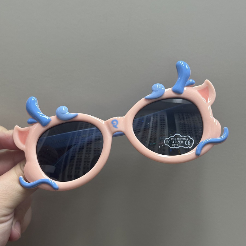 2025 нови детски поляризационни очила бебешки слънчеви очила за момчета и момичета очила сладки анимационни снимки вдлъбната форма