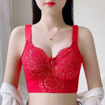 Uus traadita täiskorviga suurele rinnale ja väikesele aluspesule mõeldud tippkollektsiooni rinnahoidja, millel on kõrge rinnavahe ja rinnahoidja