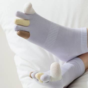 Penkių pirštų kojinės vaikams, kvėpuojančios, derančios spalvos, mielos, madingos, trumpos kojinės, medvilninės kojinės, kreminės, žemakulnės, Zhuji didmeninė prekyba