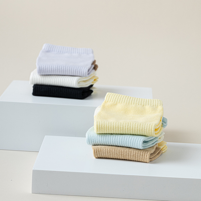 Penkių pirštų kojinės vaikams, kvėpuojančios, derančios spalvos, mielos, madingos, trumpos kojinės, medvilninės kojinės, kreminės, žemakulnės, Zhuji didmeninė prekyba