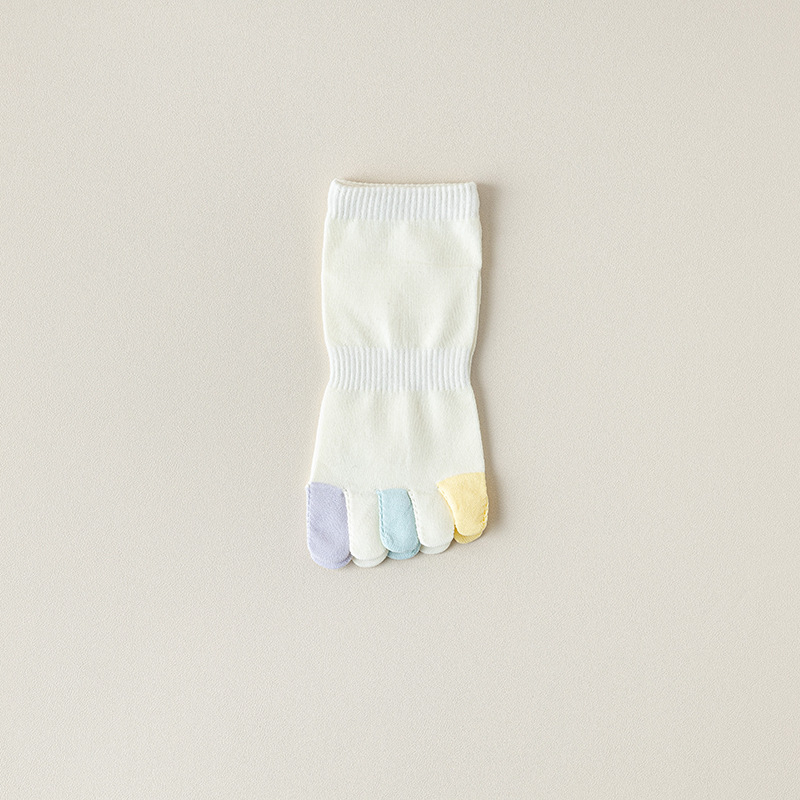 Penkių pirštų kojinės vaikams, kvėpuojančios, derančios spalvos, mielos, madingos, trumpos kojinės, medvilninės kojinės, kreminės, žemakulnės, Zhuji didmeninė prekyba