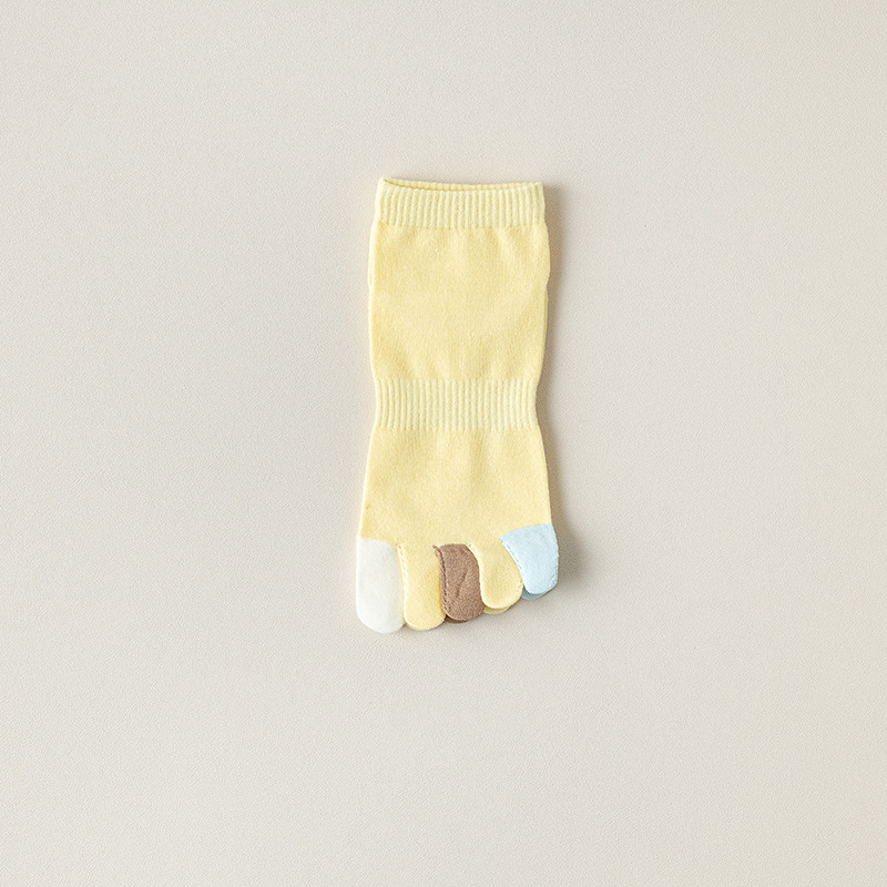 Penkių pirštų kojinės vaikams, kvėpuojančios, derančios spalvos, mielos, madingos, trumpos kojinės, medvilninės kojinės, kreminės, žemakulnės, Zhuji didmeninė prekyba