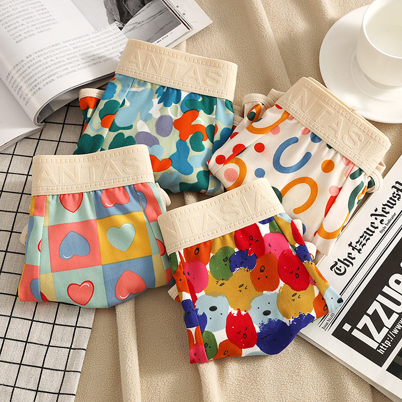 Lenjerie intimă pentru bărbați, cu imprimeu colorat, stil drăguț pentru tineri, talie medie, boxeri confortabili, prietenoși cu pielea, Zhongshan, en-gros