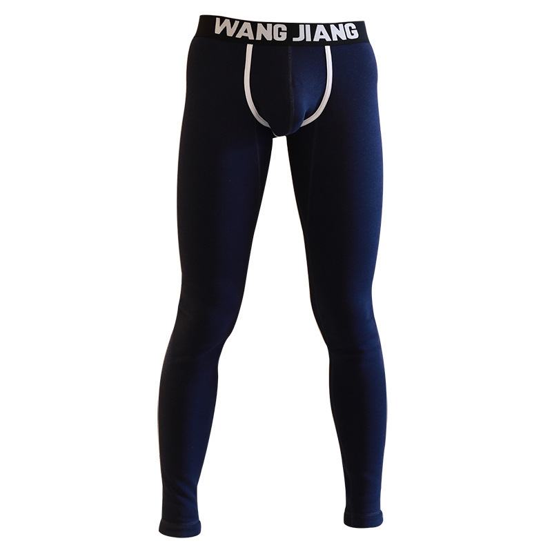 Meeste termopesu, fliisvoodriga ja paksendatud, teismelistele mõeldud kitsa lõikega aluskiht, külmakindlad sügisriided ja -püksid, veniv