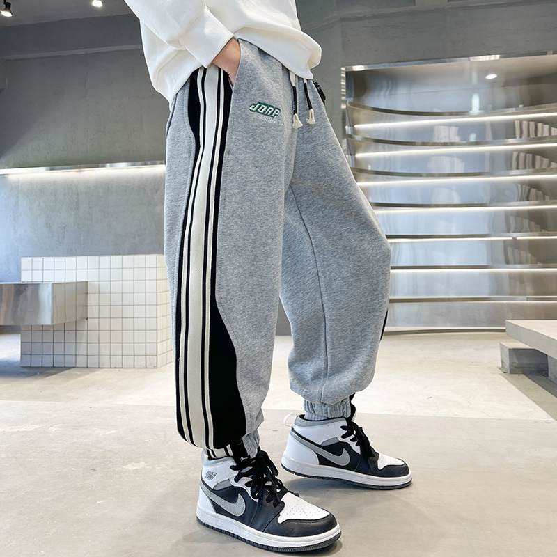 Dječje baršunaste hlače Jesen i zima 2022. Nova dječja odjeća Zimska odjeća Dječje sportske hlače Velike dječje trenirke Ležerne hlače za dječake