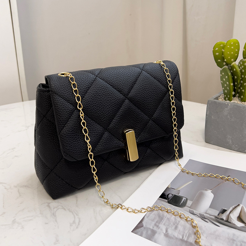 Korėjietiško stiliaus maža kvadratinė rankinė 2024 moteriškos rankinės Pietryčių Azijos moterų rankinė, didmeninė prekyba grandininiu krepšiu, universalus pečių krepšys